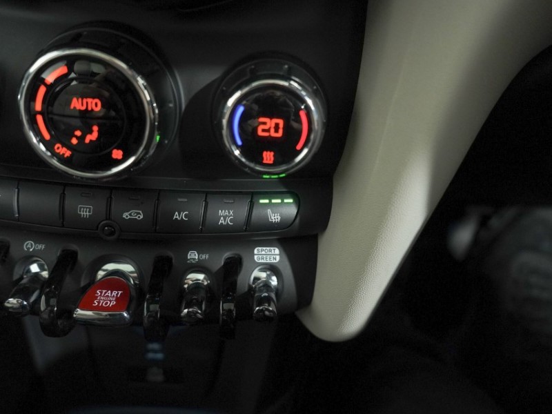 2022 (72) MINI HATCHBACK 1.5 Cooper Exclusive 3dr Auto 5364946