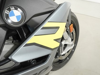 2024 (74) BMW Motorrad S1000 R Sport ABS