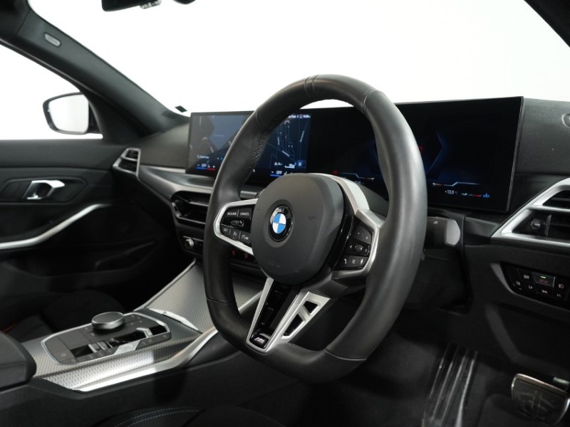 2025 (75) BMW 3 SERIES 320i M Sport 4dr Step Auto 5359952