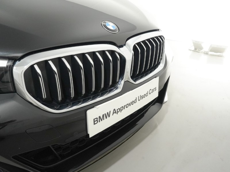 2020 (70) BMW 5 SERIES 520d MHT M Sport 4dr Step Auto 5370256