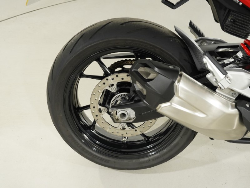 2024 (74) BMW Motorrad F900 R (20MY) 5462627