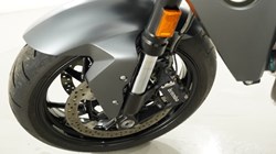 2024 (74) BMW Motorrad F900 R (20MY) 5462619