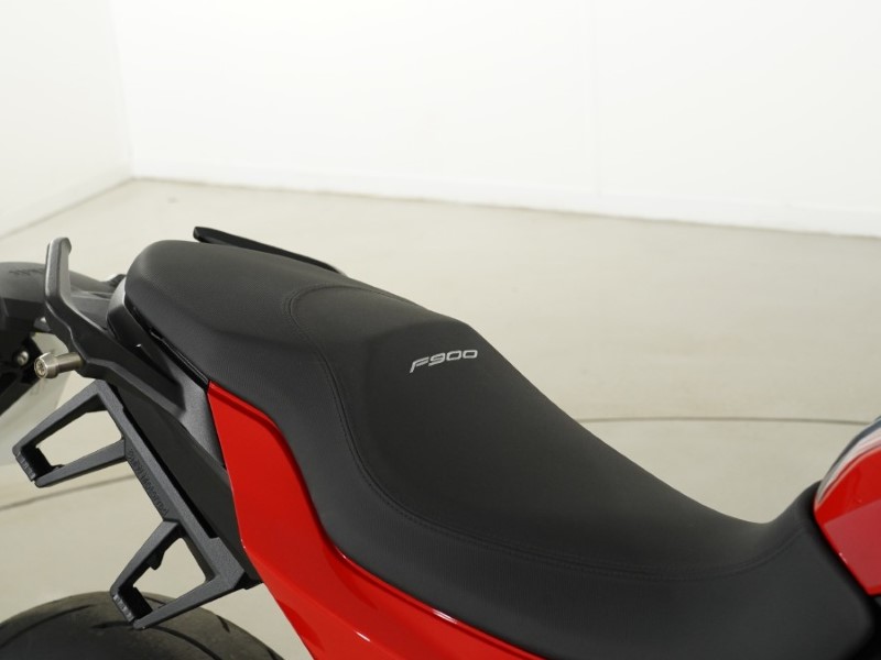 2024 (74) BMW Motorrad F900 R (20MY) 5462624