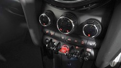 2024 (24) MINI HATCHBACK 1.5 Cooper Sport Premium 3dr Auto 5387607