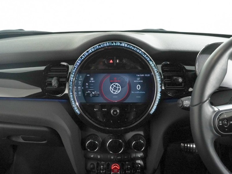 2024 (24) MINI HATCHBACK 1.5 Cooper Sport Premium 3dr Auto 5387585