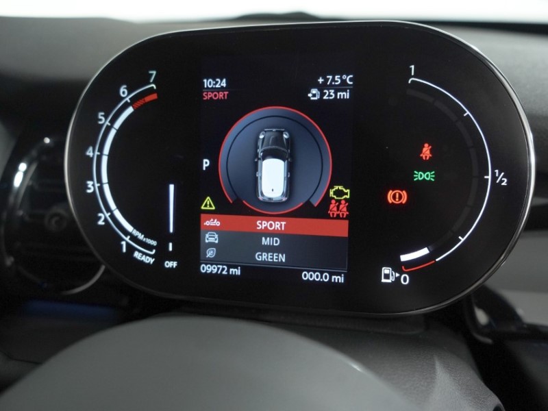 2024 (24) MINI HATCHBACK 1.5 Cooper Sport Premium 3dr Auto 5387612