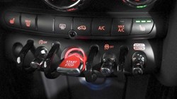 2024 (24) MINI HATCHBACK 1.5 Cooper Sport Premium 3dr Auto 5387619