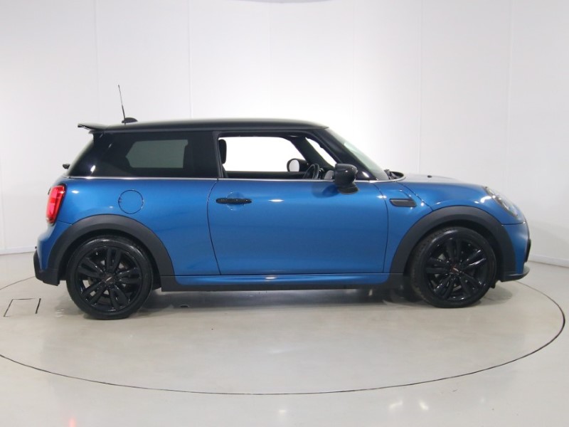 2024 (24) MINI HATCHBACK 1.5 Cooper Sport Premium 3dr Auto 5387630