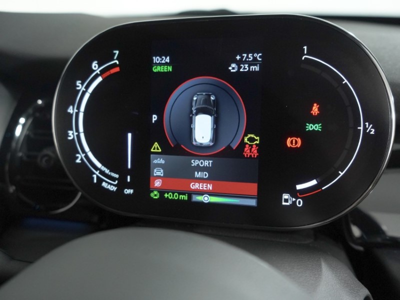 2024 (24) MINI HATCHBACK 1.5 Cooper Sport Premium 3dr Auto 5387614