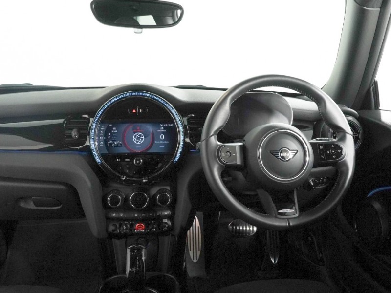 2024 (24) MINI HATCHBACK 1.5 Cooper Sport Premium 3dr Auto 5387584