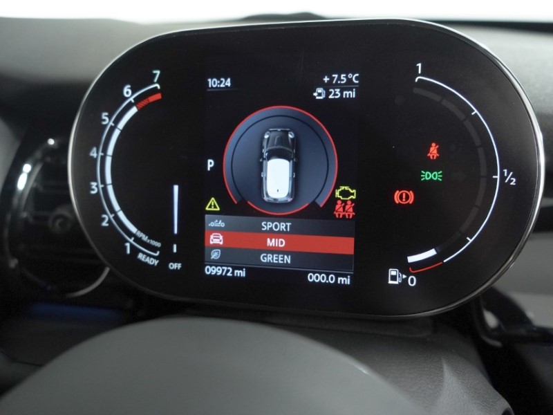 2024 (24) MINI HATCHBACK 1.5 Cooper Sport Premium 3dr Auto 5387613