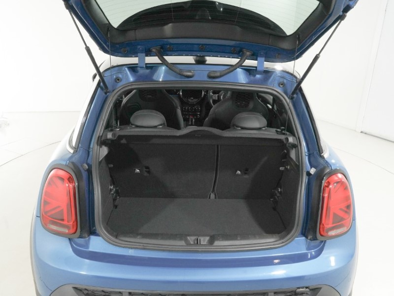2024 (24) MINI HATCHBACK 1.5 Cooper Sport Premium 3dr Auto 5387578