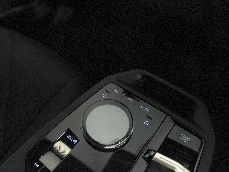2026 (76) BMW iX xDrive40 M Sport 76.6kWh 5407779