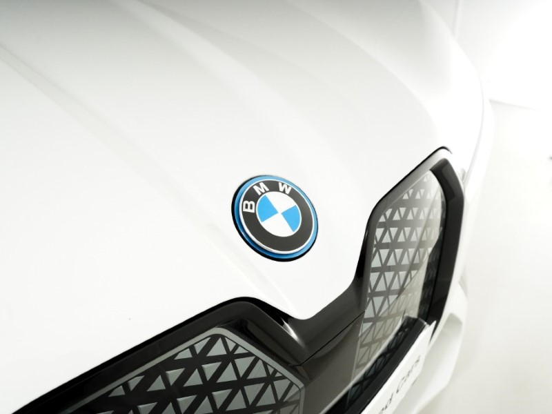 2026 (76) BMW iX xDrive40 M Sport 76.6kWh 5407757