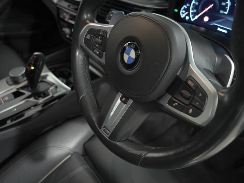 2019 (19) BMW 5 SERIES 540i xDrive M Sport 4dr Auto 5472417