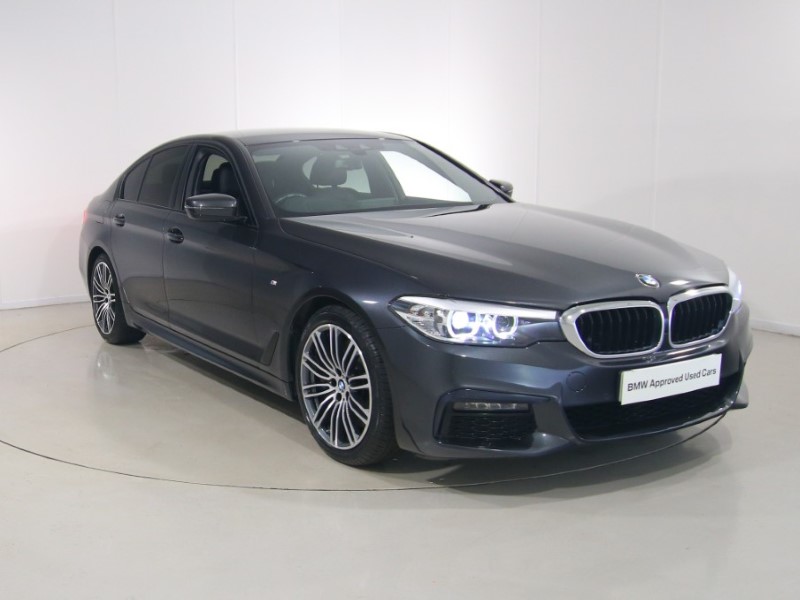 2019 (19) BMW 5 SERIES 540i xDrive M Sport 4dr Auto
