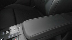 2025 (75) BMW 2 SERIES 220i MHT Sport 5dr DCT 5411269