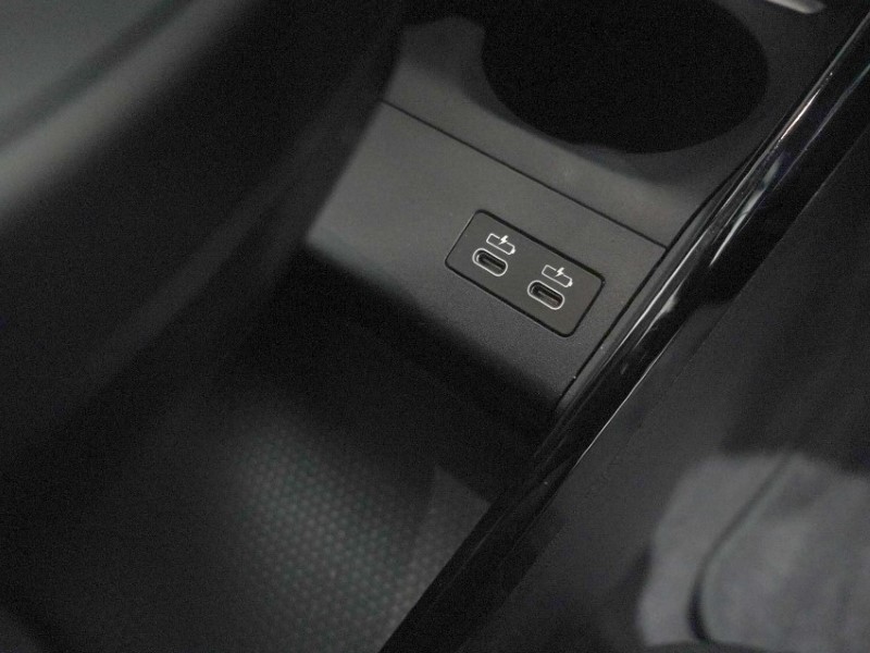 2025 (75) BMW 2 SERIES 220i MHT Sport 5dr DCT 5411294