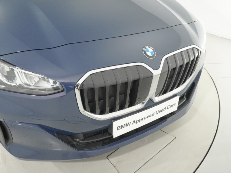2025 (75) BMW 2 SERIES 220i MHT Sport 5dr DCT 5411277
