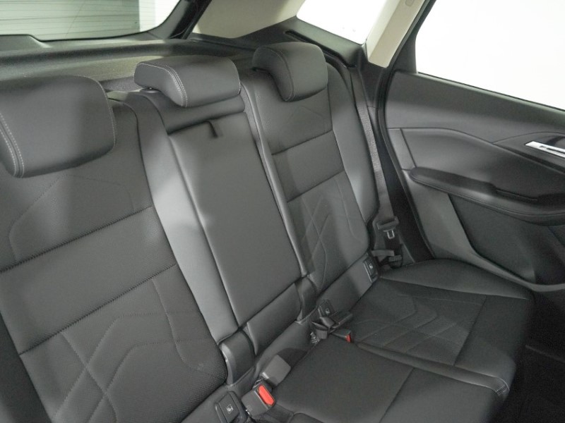 2025 (75) BMW 2 SERIES 220i MHT Sport 5dr DCT 5411281