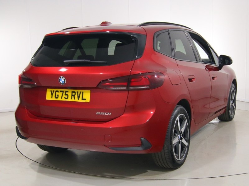 2025 (75) BMW 2 SERIES 220i MHT Sport 5dr DCT 5412978