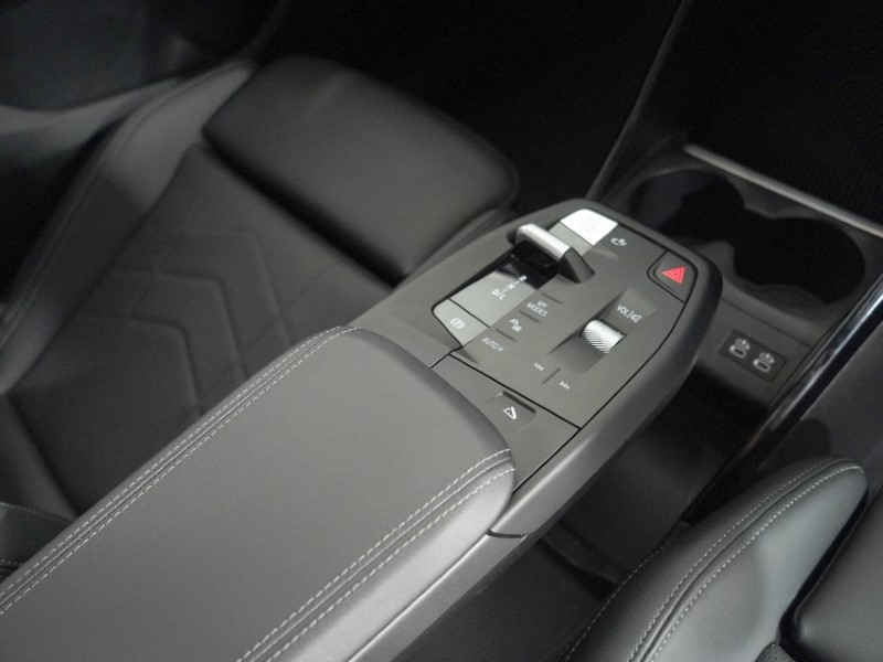 2025 (75) BMW 2 SERIES 220i MHT Sport 5dr DCT 5412970