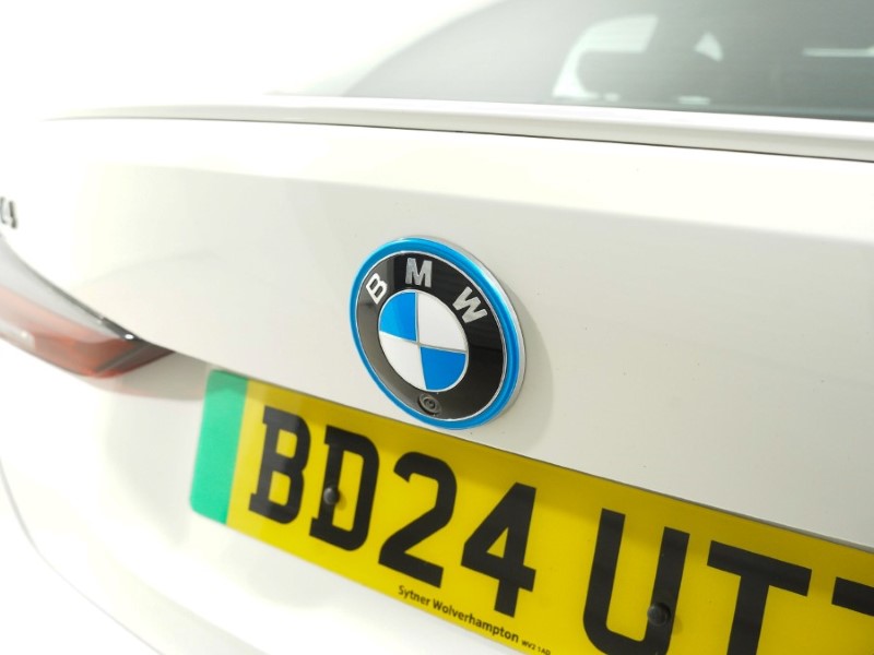 2024 (24) BMW I4 eDrive35 M Sport 70kWh Auto 5404702