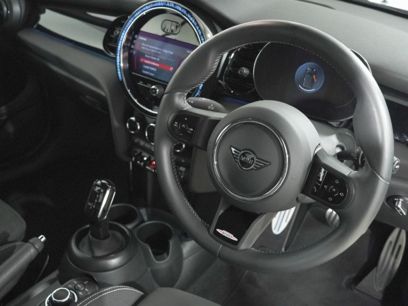 2024 (24) MINI CONVERTIBLE 1.5 Cooper Sport Premium 2dr Auto 5408548