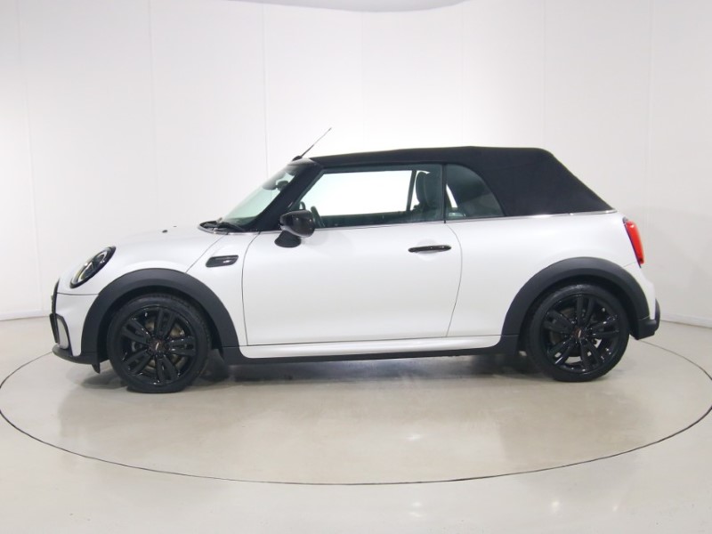2024 (24) MINI CONVERTIBLE 1.5 Cooper Sport Premium 2dr Auto 5408577