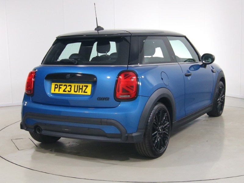 2023 (23) MINI HATCHBACK 1.5 Cooper Exclusive 3dr 5408160