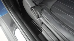 2023 (23) MINI HATCHBACK 1.5 Cooper Exclusive 3dr 5408131