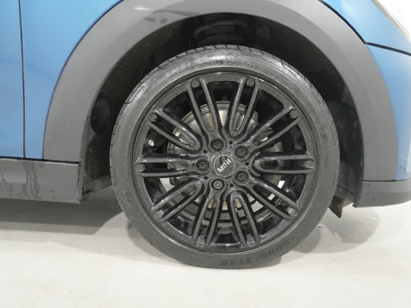 2023 (23) MINI HATCHBACK 1.5 Cooper Exclusive 3dr 5408126