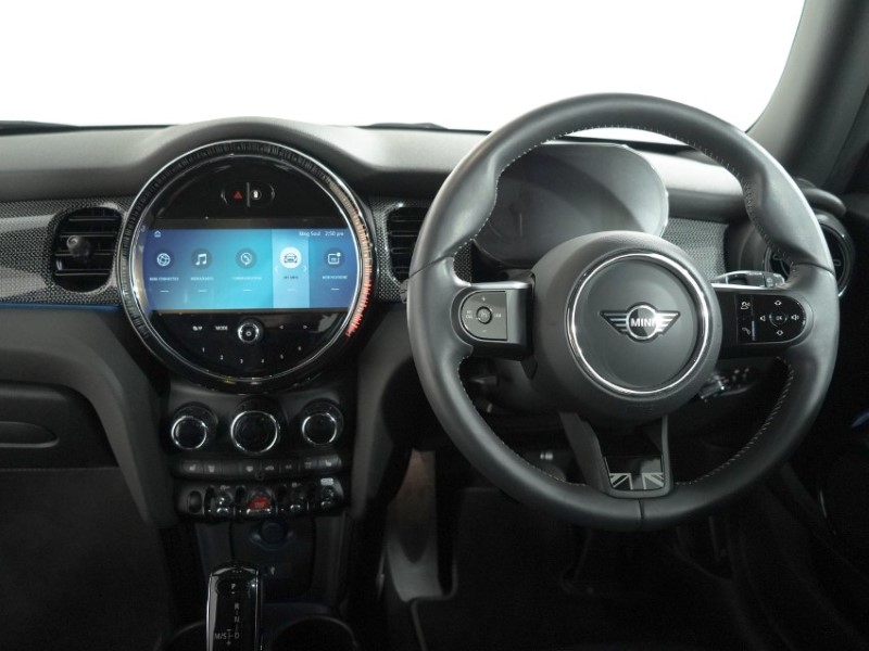 2023 (23) MINI HATCHBACK 1.5 Cooper Exclusive 3dr 5408117