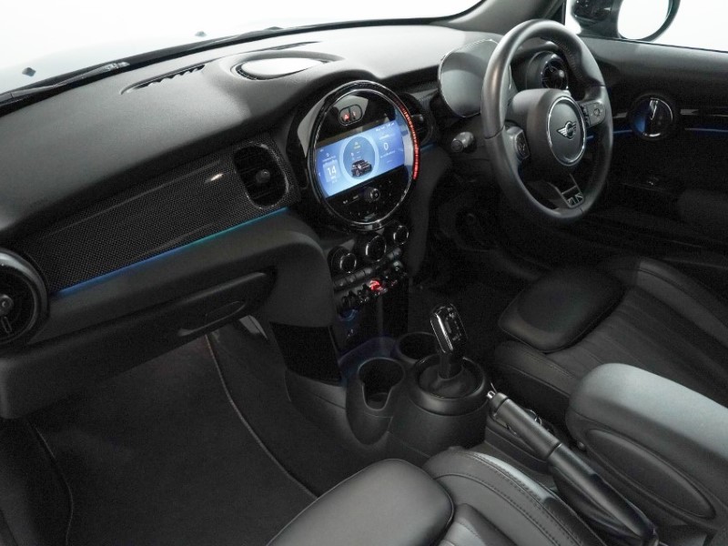 2023 (23) MINI HATCHBACK 1.5 Cooper Exclusive 3dr 5408113
