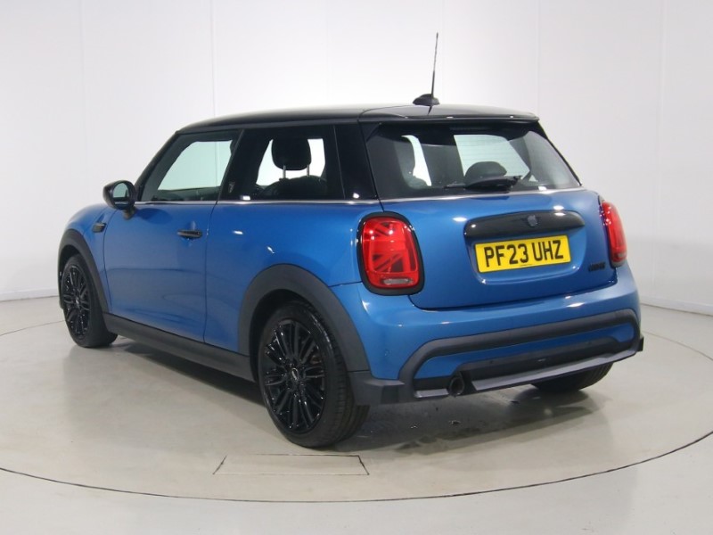 2023 (23) MINI HATCHBACK 1.5 Cooper Exclusive 3dr 1