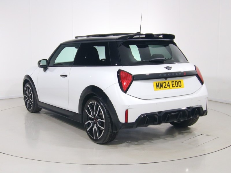 2024 (24) MINI COOPER 2.0 S Sport 3dr Auto 1