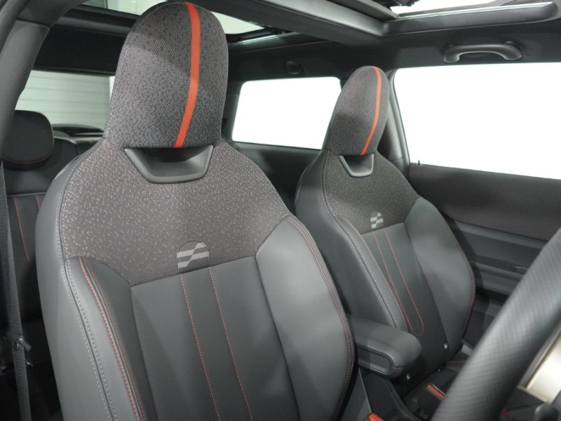 2024 (24) MINI COOPER 2.0 S Sport 3dr Auto 5410587