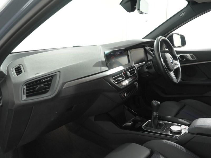 2022 (72) BMW 1 SERIES 118i [136] M Sport 5dr [Live Cockpit Professional] 5457621