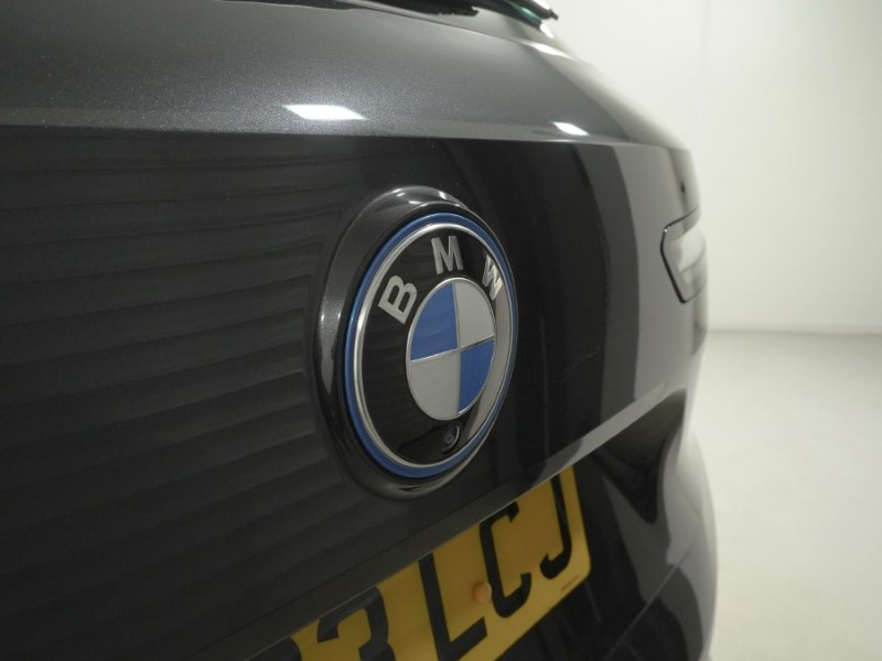 2023 (23) BMW iX 240kW xDrive40 M Sport 76.6kWh 5dr Auto 5429440