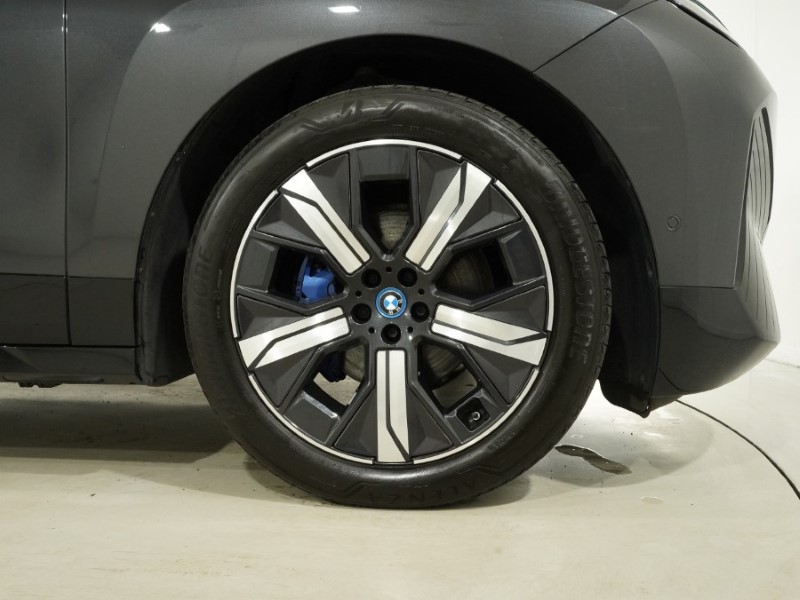2023 (23) BMW iX 240kW xDrive40 M Sport 76.6kWh 5dr Auto 5429427