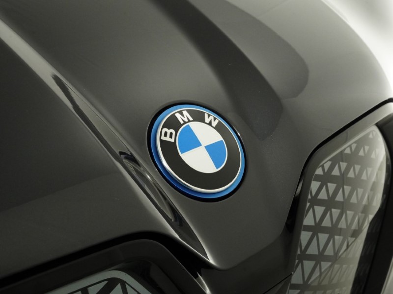 2023 (23) BMW iX 240kW xDrive40 M Sport 76.6kWh 5dr Auto 5429428
