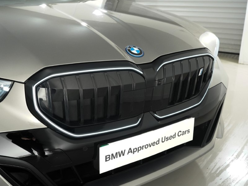 2024 (24) BMW I5 250kW eDrive40 M Sport Pro 84kWh 4dr Auto 5420866