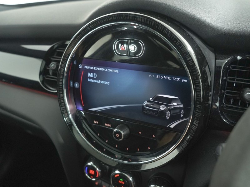 2023 (23) MINI HATCHBACK 2.0 John Cooper Works Premium Plus 3dr Auto 5460254