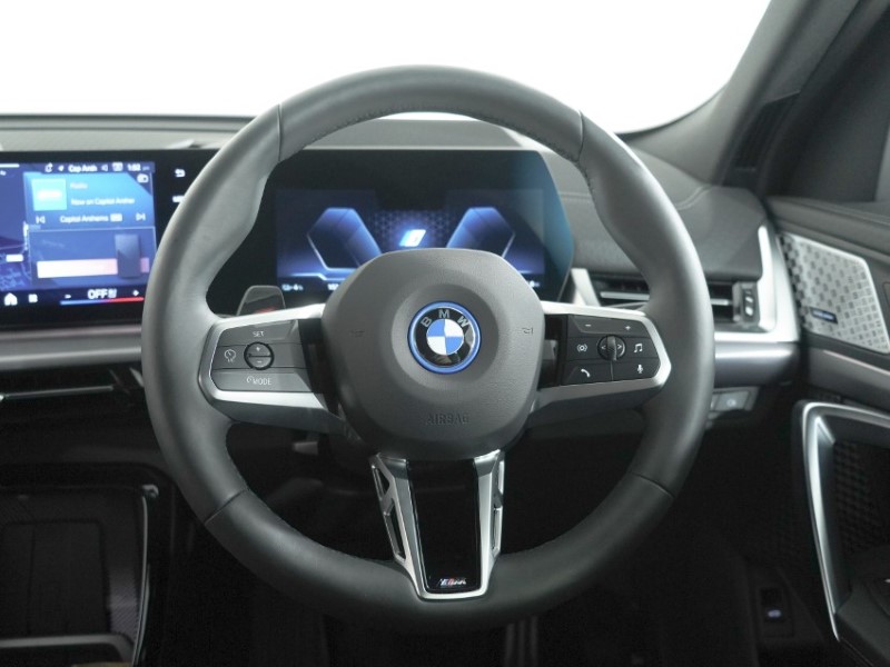 2025 (75) BMW iX2 150kW eDrive20 M Sport 65kWh 5dr Auto 5424004