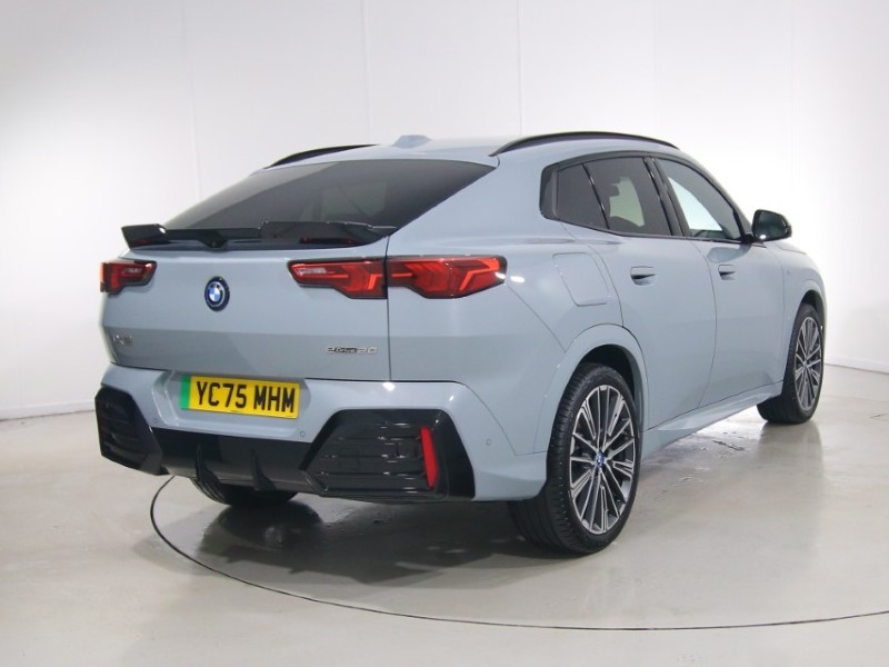 2025 (75) BMW iX2 150kW eDrive20 M Sport 65kWh 5dr Auto 5424048
