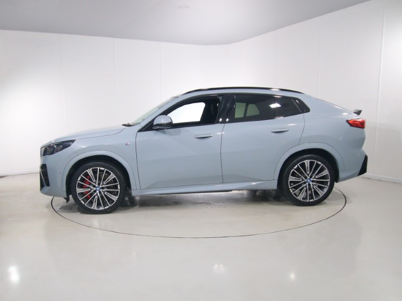 2025 (75) BMW iX2 150kW eDrive20 M Sport 65kWh 5dr Auto 5424053