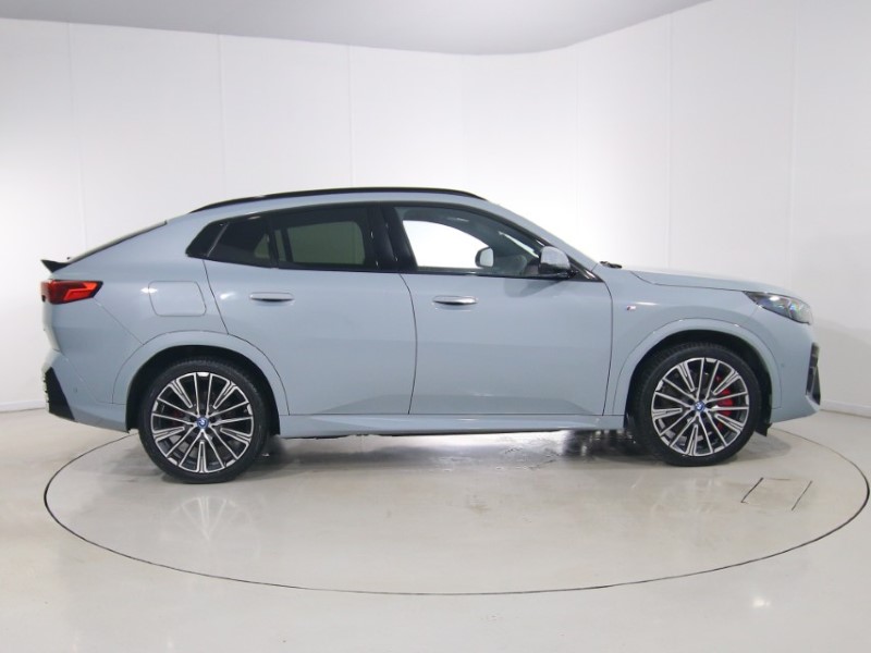 2025 (75) BMW iX2 150kW eDrive20 M Sport 65kWh 5dr Auto 5424049