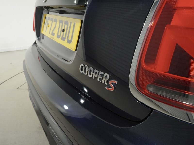 2022 (72) MINI CONVERTIBLE 2.0 Cooper S Exclusive 2dr Auto 5427173