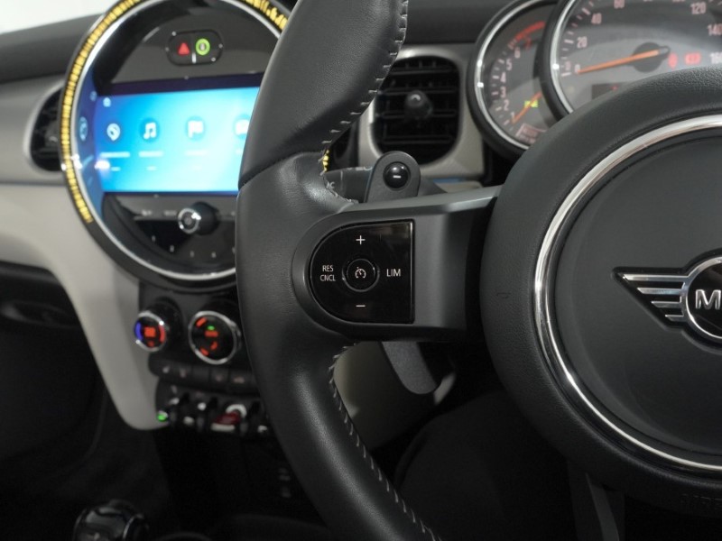 2022 (72) MINI CONVERTIBLE 2.0 Cooper S Exclusive 2dr Auto 5427197