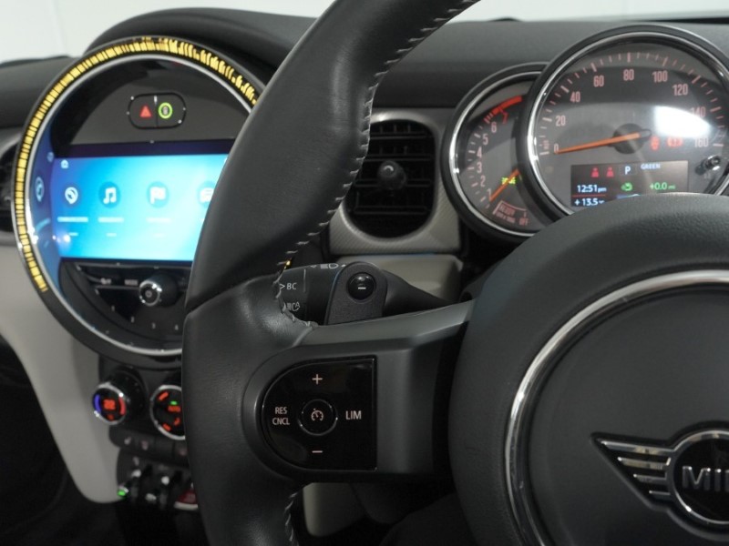 2022 (72) MINI CONVERTIBLE 2.0 Cooper S Exclusive 2dr Auto 5427198